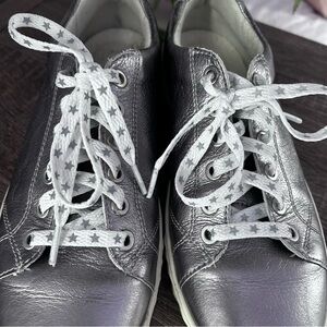 Ara Women's Silver Sneakers ⭕️